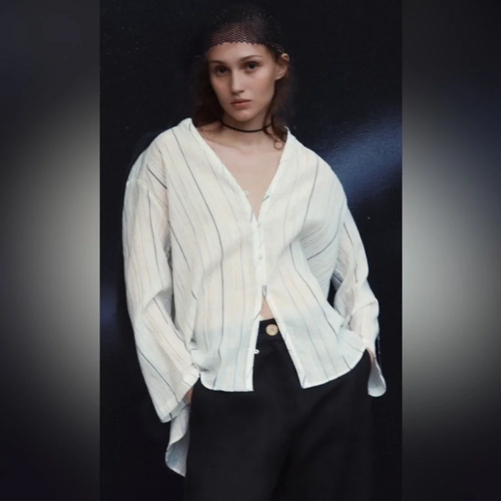 Zara blouse - Picture 1 of 4